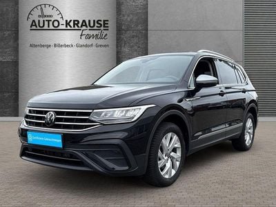 Schwarz Gebraucht 2024 VW Tiguan Allspace Life SUV | 33.990 € (Fairer Preis)