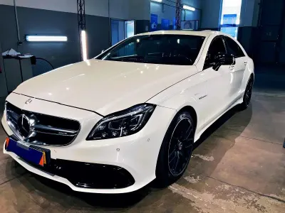 Gebraucht Mercedes CLS63 AMG AMG 585 PS (430 kW) 2016 Weiß Coupé