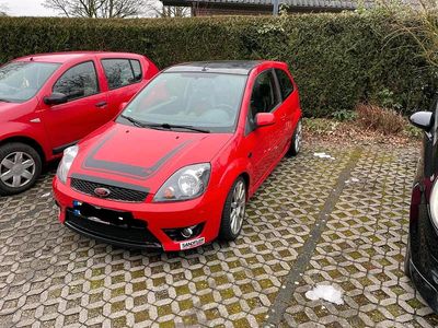 Gebraucht Ford Fiesta Limited 150 PS (110 kW) 2007 Rot Kleinwagen