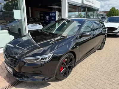 Gebraucht Opel Insignia Business Innovation 260 PS (191 kW) 2017 Schwarz Kombi