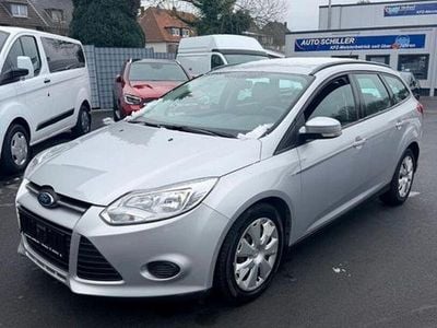 Gebraucht Ford Focus Trend 116 PS (85 kW) 2011 Silber Limousine