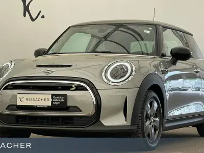 Usata Mini Cooper SE Essential 135 kW (184 CV) 2023 Argento Utilitaria