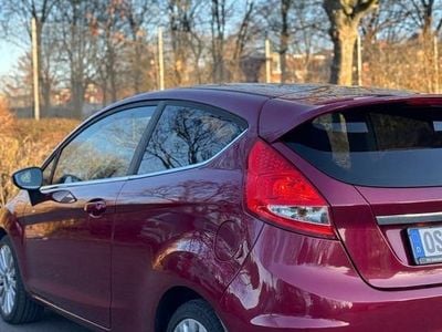 Gebraucht Ford Fiesta 69 PS (50 kW) 2008 Rot Kleinwagen