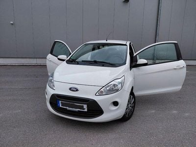 Gebraucht Ford Ka Ambiente 69 PS (50 kW) 2016 Weiß Kleinwagen