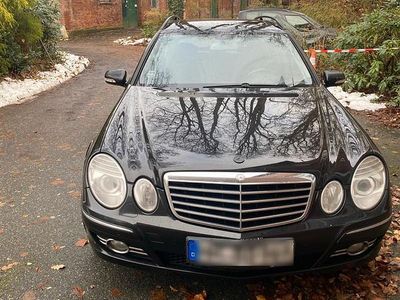 Mercedes E200