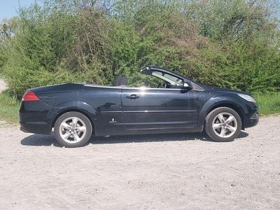 Gebraucht Ford Focus Cabriolet 101 PS (74 kW) 2009 Schwarz Cabrio