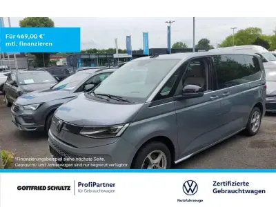 Gebraucht VW Multivan Basis 218 PS (160 kW) 2022 Silber Van / Kleinbus