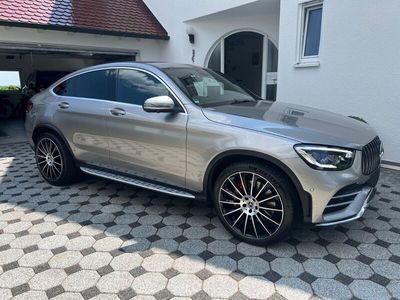 Mercedes GLC300
