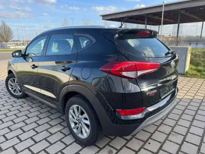 Gebraucht Hyundai Tucson Trend 136 PS (100 kW) 2017 Schwarz SUV