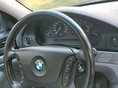 Gebraucht BMW 525 192 PS (141 kW) 2002 Blau Limousine