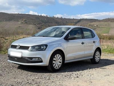 Gebraucht VW Polo Trendline 75 PS (55 kW) 2016 Silber Kleinwagen