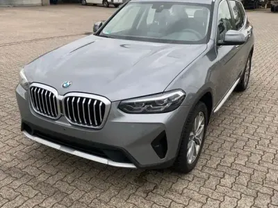 Używany BMW X3 Sport Line 190 KM (139 kW) 2024 Srebrny SUV
