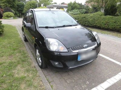 gebraucht Ford Fiesta Ghia 1.4 16V 80 PS Klima AHK TÜV