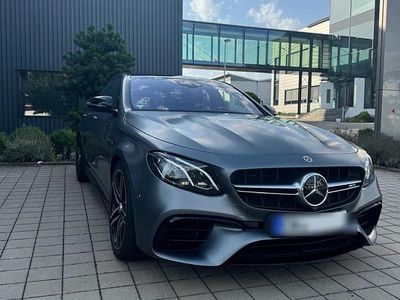 Mercedes E63S AMG