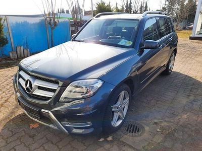 Gebraucht Mercedes GLK220 Sport 170 PS (125 kW) 2015 Grau SUV