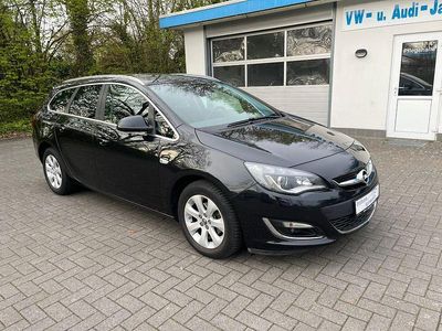 Usata Opel Astra 140 CV (102 kW) 2015 Nero Station wagon