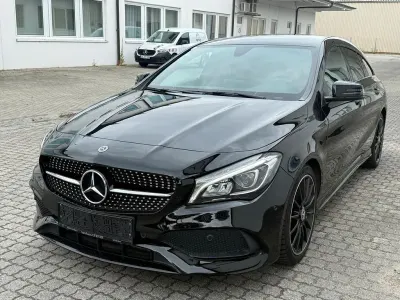 Gebraucht Mercedes CLA220 Shooting Brake AMG line 170 PS (125 kW) 2019 Schwarz Kombi