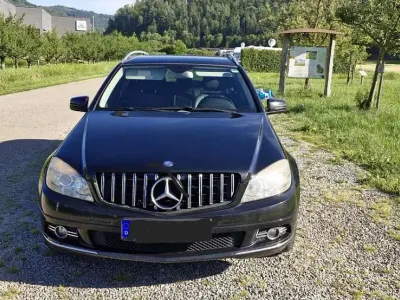 Gebraucht Mercedes C180 156 PS (114 kW) 2009 Schwarz Kombi