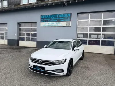 Gebraucht VW Passat 150 PS (110 kW) 2022 Weiß Kombi