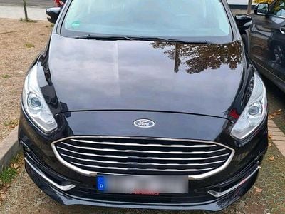 Schwarz Gebraucht 2020 Ford Galaxy Van / Kleinbus | 22.000 € (Etwas zu teuer)