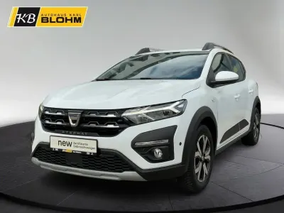 Gebraucht Dacia Sandero Comfort 101 PS (74 kW) 2022 Weiß Limousine