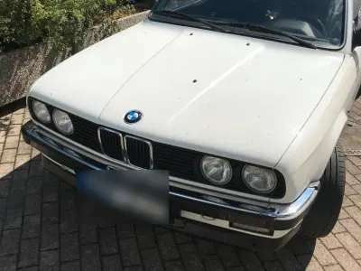 Gebraucht BMW 318 102 PS (75 kW) 1987 Weiß Coupé