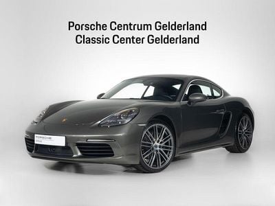 Second-hand Porsche 718 Cayman 299 CP (219 kW) 2025 Verde Coupe