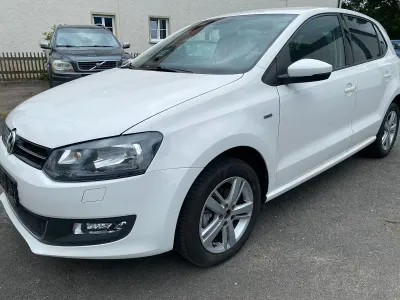 Gebraucht VW Polo Life 90 PS (66 kW) 2014 Weiß Kleinwagen