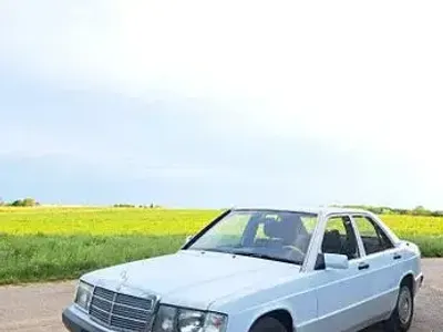 Brugt Mercedes 190 94 HK (69 kW) 1992 Hvid Sedan