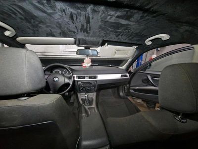 Gebraucht BMW 320 150 PS (110 kW) 2006 Schwarz Kombi