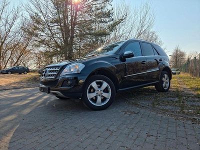 Gebraucht Mercedes ML350 272 PS (200 kW) 2009 Schwarz SUV