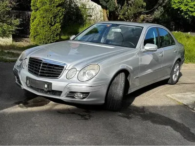 Gebraucht Mercedes E280 Avantgarde 190 PS (139 kW) 2006 Silber Limousine