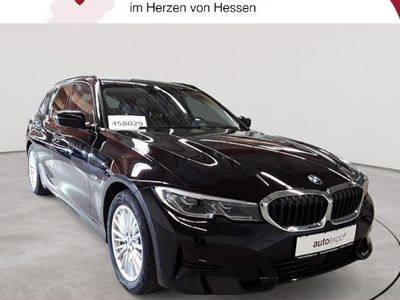 BMW 330e