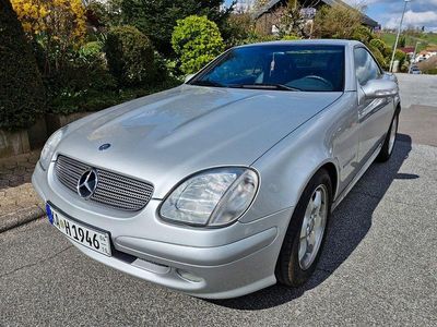 Gebraucht Mercedes SLK200 163 PS (119 kW) 2001 Silber Cabrio