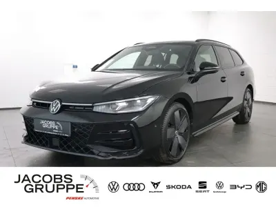 Gebraucht VW Passat Style 150 PS (110 kW) 2025 Grenadillschwarz Kombi