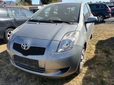 Gebraucht Toyota Yaris Cool 90 PS (66 kW) 2008 Kleinwagen