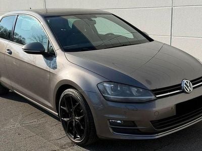 Gebraucht VW Golf VII Highline 150 PS (110 kW) 2013 Grau Limousine