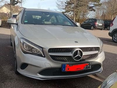Second-hand Mercedes CLA200 Shooting Brake 156 CP (114 kW) 2018 Argintiu Break
