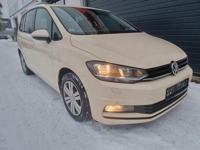 Beige Gebraucht 2017 VW Touran Van / Kleinbus | 7.945 € (Guter Preis)
