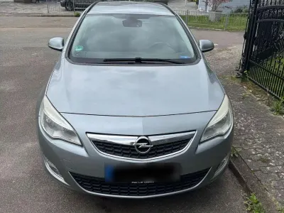 Brugt Opel Astra 101 HK (74 kW) 2012 Sølv Stationcar