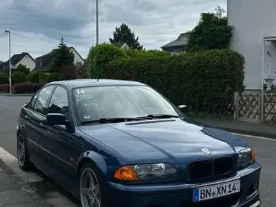 Gebraucht BMW 325 M Sport 192 PS (141 kW) 2001 Blau Limousine