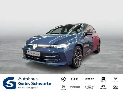 Gebraucht VW Golf VIII Edition 150 PS (110 kW) 2024 Blau Limousine