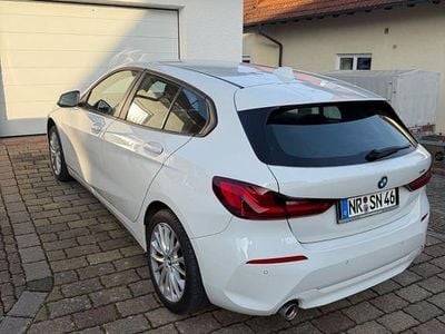 Gebraucht BMW 118 Advantage 140 PS (102 kW) 2020 Weiß Kleinwagen
