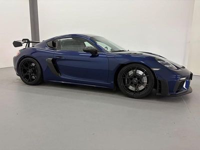 Porsche 718 Cayman GT4