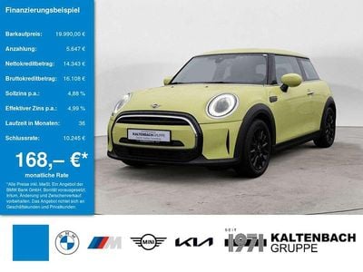 Usado Mini Cooper Classic 136 HP (100 kW) 2023 Amarelo Citadino