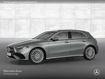 Gebraucht Mercedes A200 AMG 150 PS (110 kW) 2023 Grau Limousine
