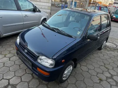 Gebraucht Daihatsu Cuore 42 PS (30 kW) 1996 Blau Kleinwagen