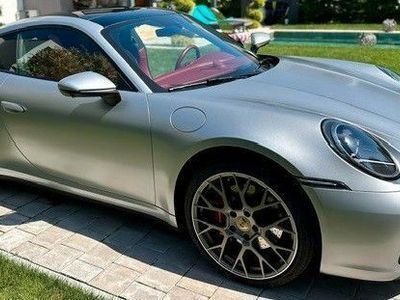 Porsche 911 Carrera 4S