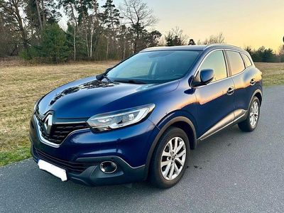 Gebraucht Renault Kadjar Experience 131 PS (96 kW) 2017 Blau SUV