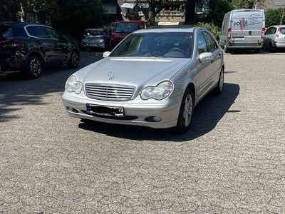 Mercedes 240